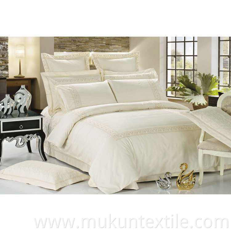  Cotton Embroidery Bedding Set